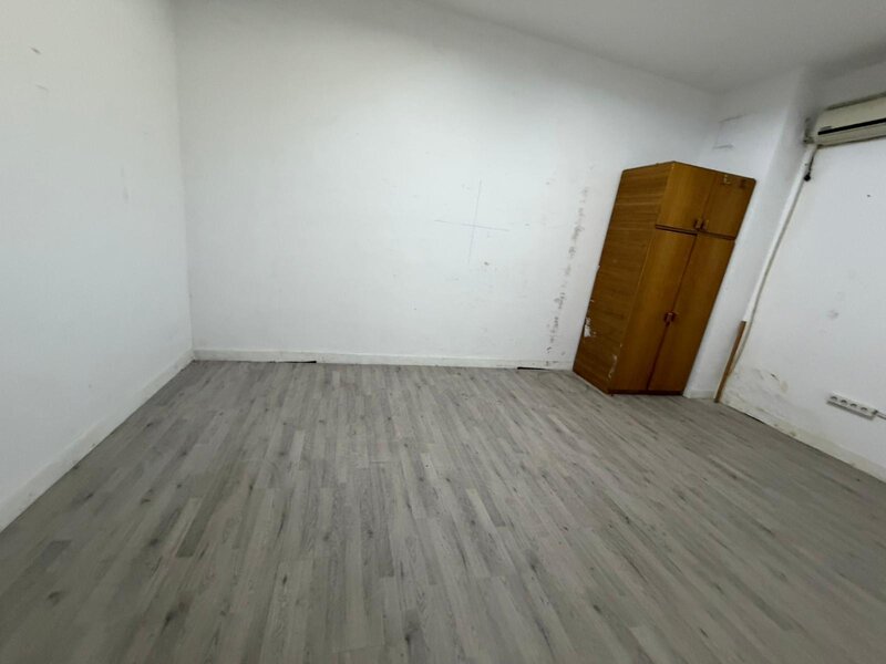 Dristor metrou, Rond Baba Novac, stradal